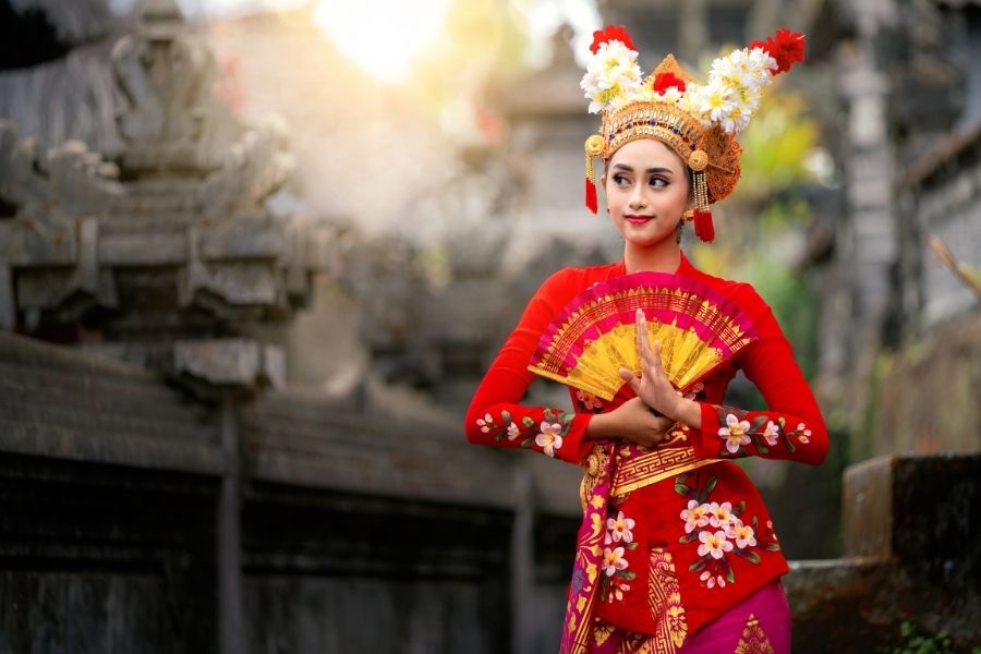 Traditional Indonesian Dance Performances