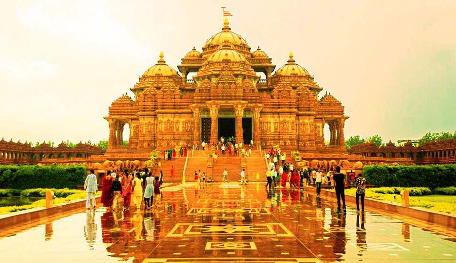 Akshardham temple - Top 10 Temples To Visit In India