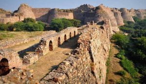 Tughlaqabad fort - Places to visit in Delhi