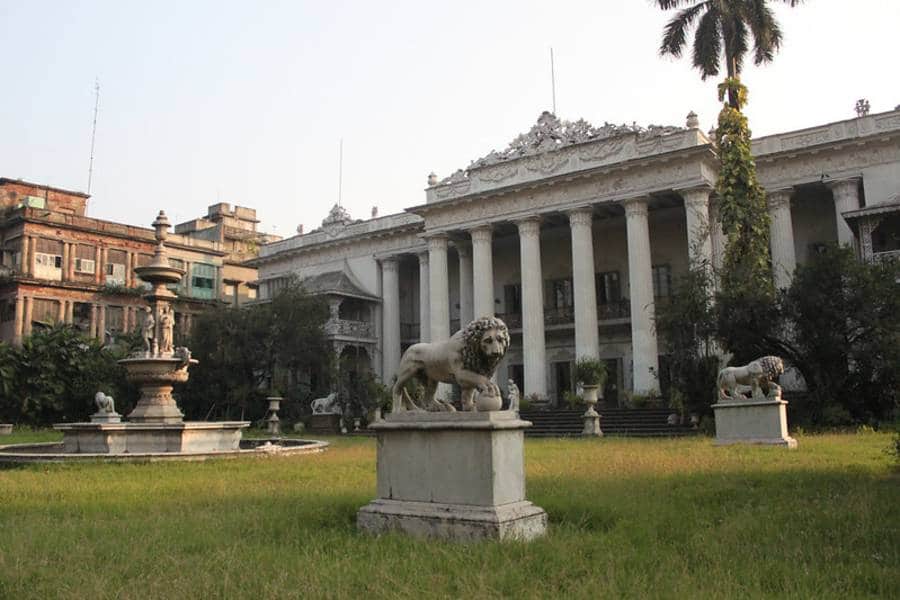 Features of Marble Palace Kolkata