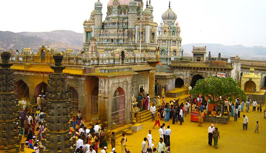 Mumbai Siddhivinayak Temple - Top 10 Temples To Visit In India