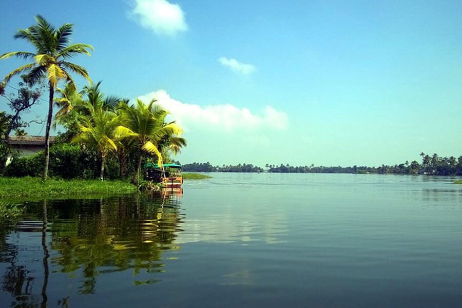 Alappuzha Backwaters - Kerala Backwater
