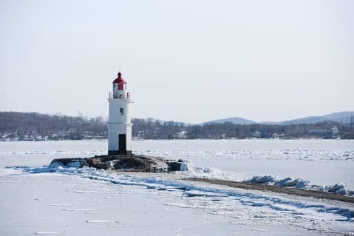 Tokarevsky Lighthouse  -  Reasons to visit Vladivostok fall