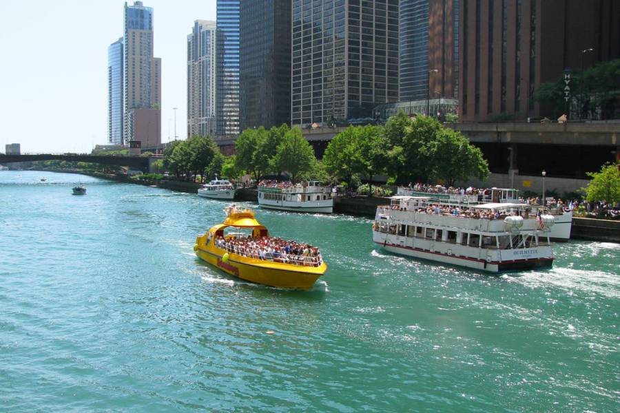 Chicago by boat