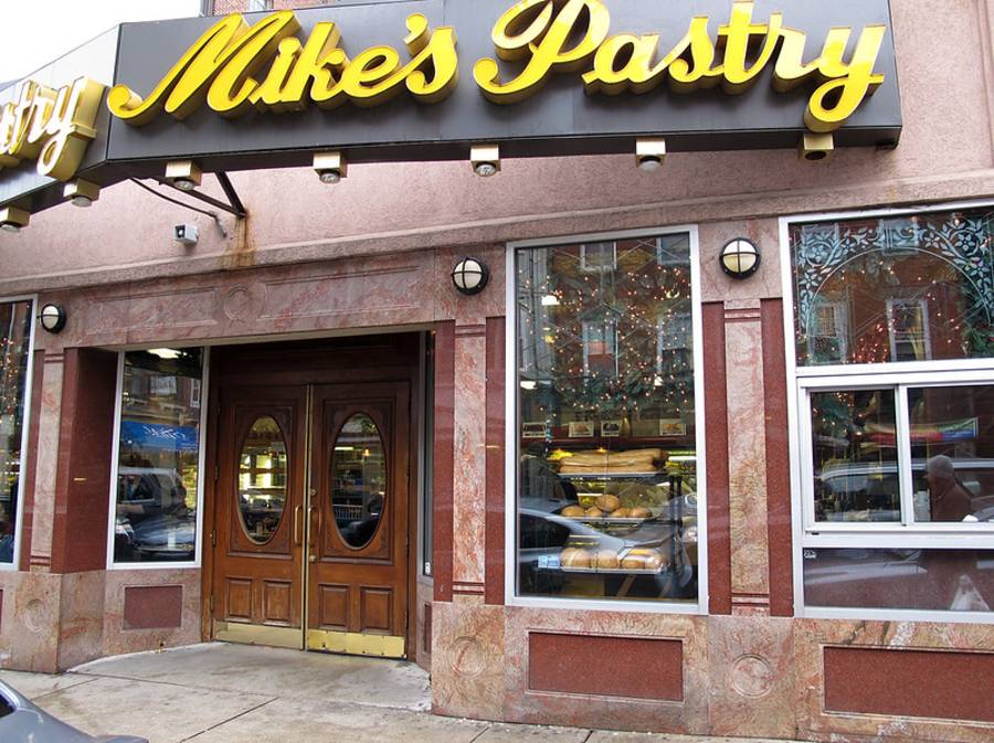 Mike’s Pastry
