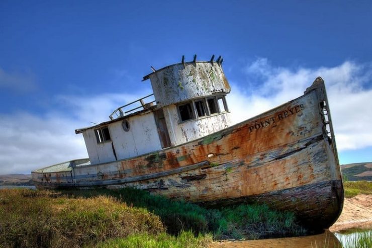24 World’s Most Fascinating Shipwrecks