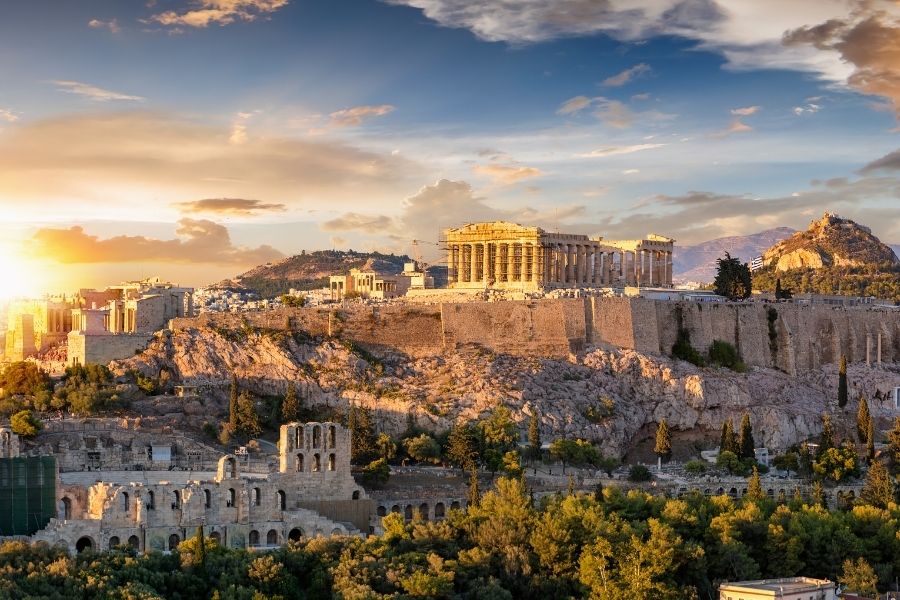 7 Places to Visit in Athens
