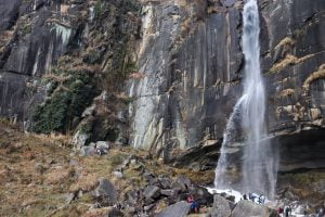 Jogini Waterfalls - Romantic trip in Manali For Honeymoon